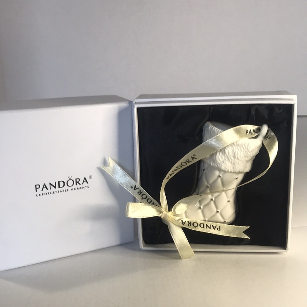 Collectable Pandora porcelain Christmas ornament in box - Picture 2 of 5